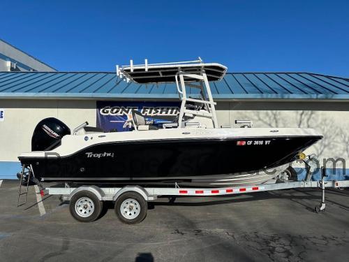 Bayliner 3200 specs and reviews